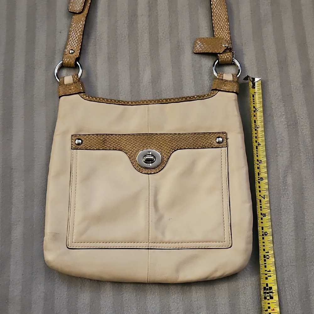Coach Cream and Tan Crossbody Bag - Picture 7 of 10
